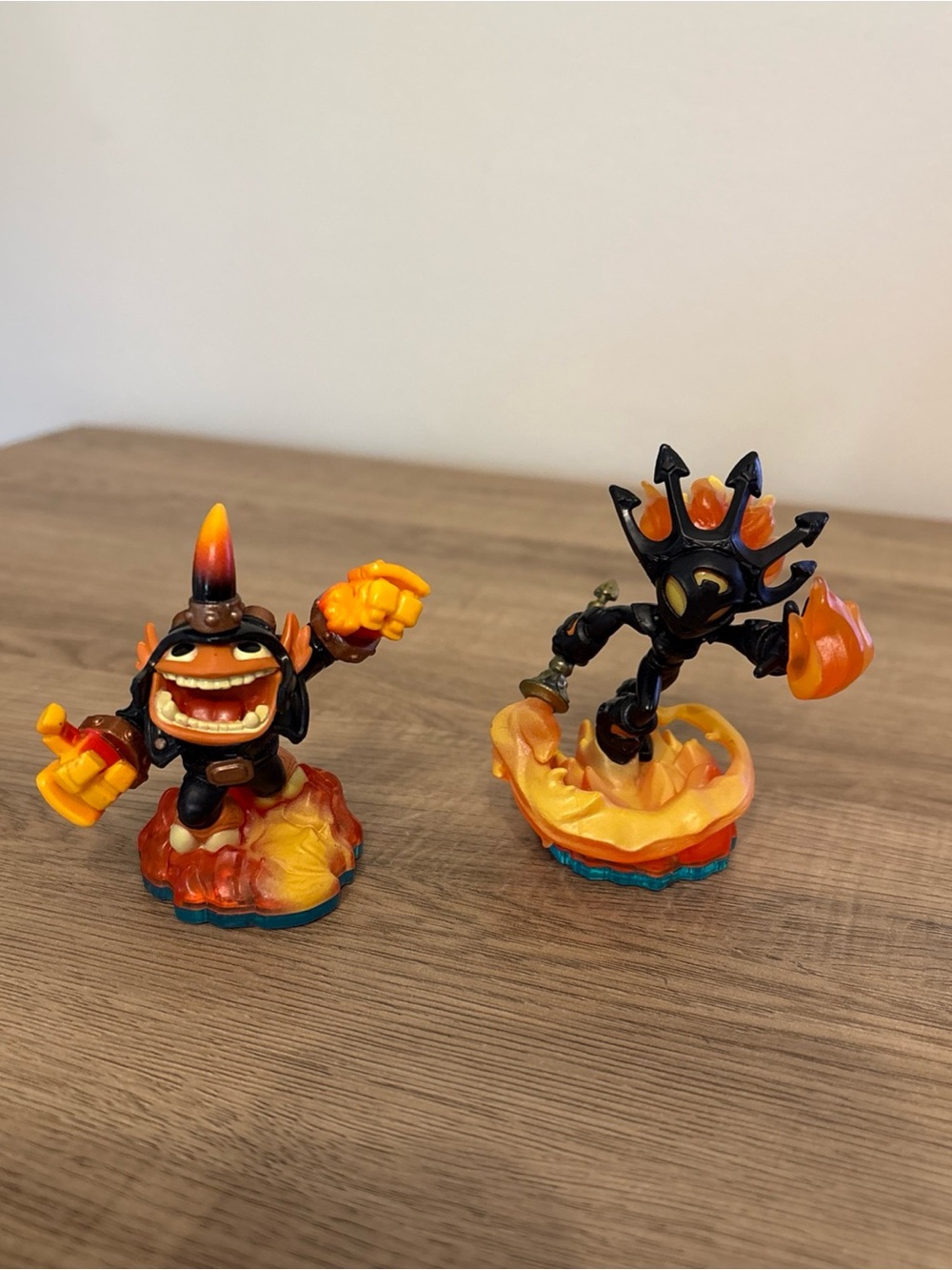 Lot of 2- Skylanders swap force fire elements